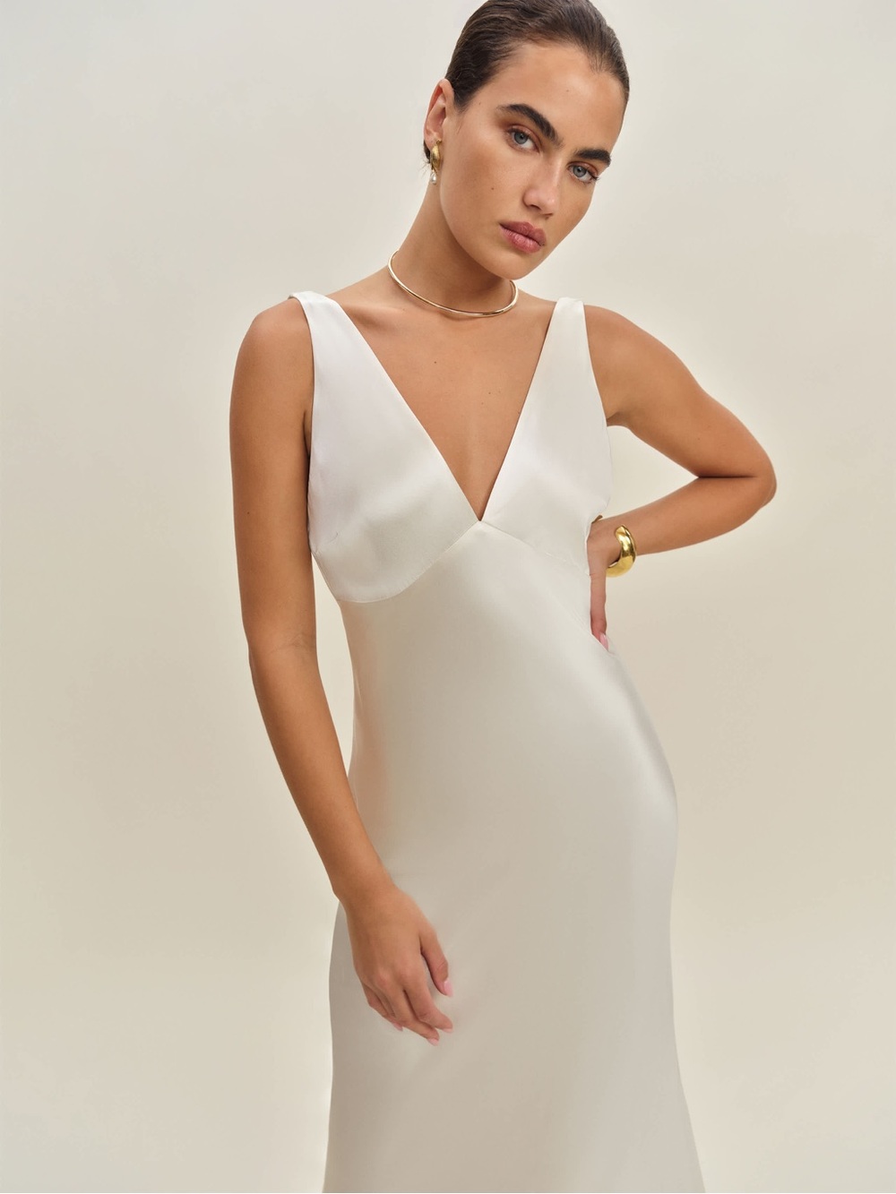 Reformation Margot V-Neck Silk Dress with train NWT - Picture 2 of 6